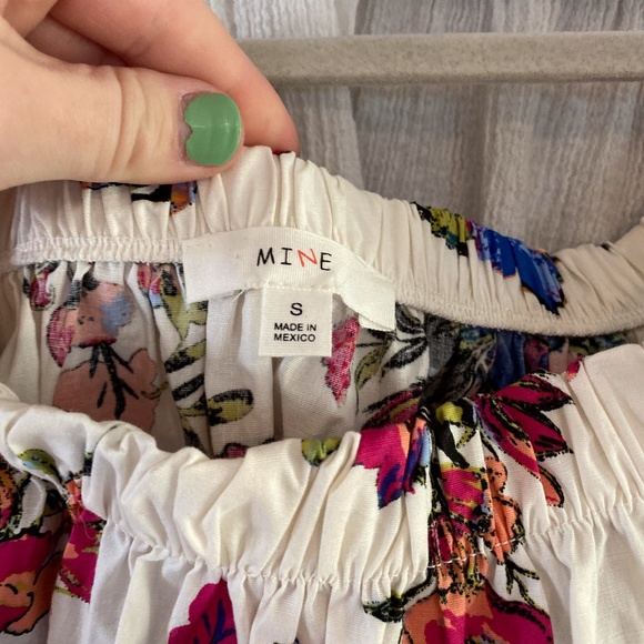 Mine Cold Shoulder Floral Blouse with Ties - Picture 4 of 5